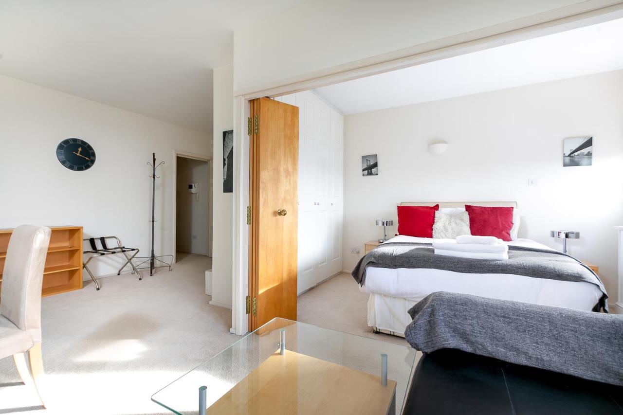 לונדון Point West Apartments מראה חיצוני תמונה